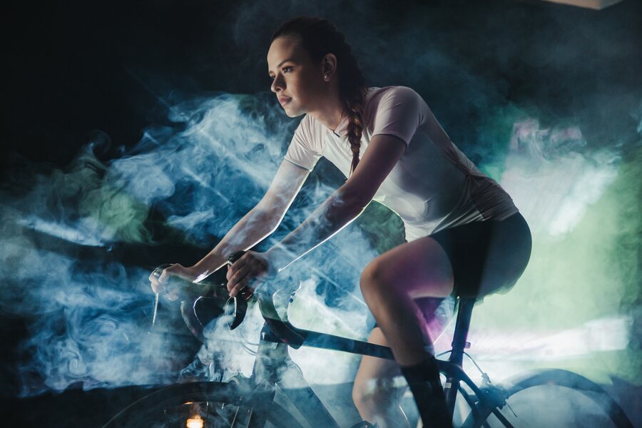 9 Incredible Health Benefits of Cycling For Women